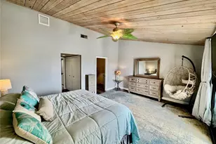 513 Haven Point Dr, Treasure Island, FL 33706 - Photo 37
