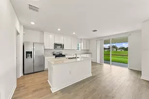 9185 Newmons Pl, Wildwood, FL 34785 - Photo 3