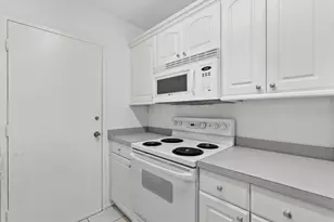 4822 Ocean Blvd, Sarasota, FL 34242 - Photo 13
