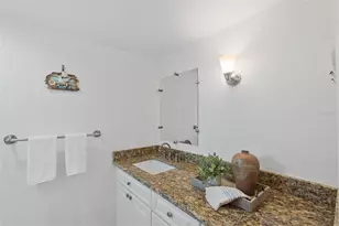 5130 Brittany Dr S, Saint Petersburg, FL 33715 - Photo 19