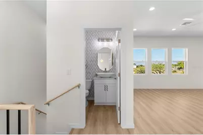 4234 4th Street S, Saint Petersburg, FL 33705 - Photo 29