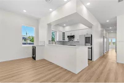 4234 4th Street S, Saint Petersburg, FL 33705 - Photo 15