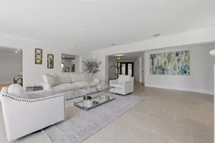 2080 Hawaii Ave NE, Saint Petersburg, FL 33703 - Photo 7