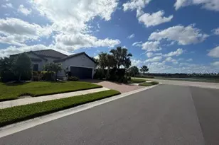 6289 Mesa Gln, Bradenton, FL 34203 - Photo 3