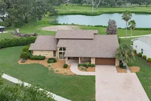 6151 Silver Oaks Dr, Zephyrhills, FL 33542 - Photo 1