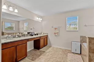 13161 Royal Pines Ave, Riverview, FL 33579 - Photo 11