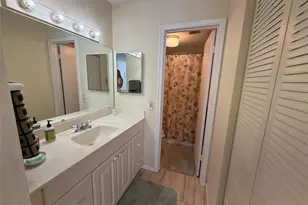 6279 Sun Blvd, Saint Petersburg, FL 33715 - Photo 19