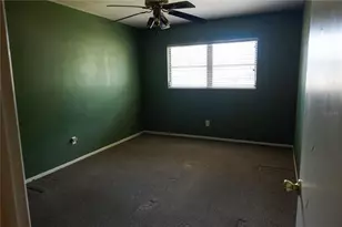 6645 1st Ave N, Saint Petersburg, FL 33710 - Photo 3