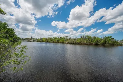 Flotilla, Holiday, FL 34690 - Photo 15