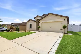 680 Swallowtail Dr, Haines City, FL 33844 - Photo 3