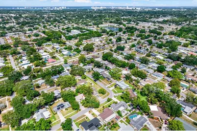 1815 Chateau Drive E, Clearwater, FL 33756 - Photo 19