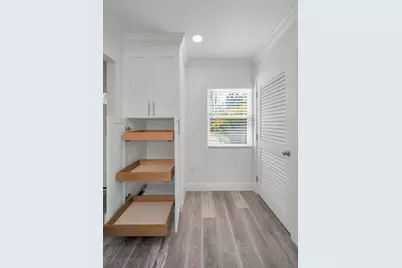 315 Bath Street, Tarpon Springs, FL 34689 - Photo 13