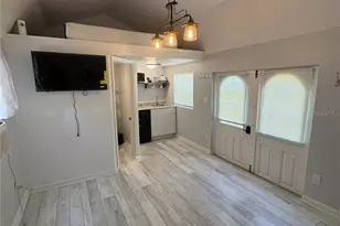 315 Bath St, Tarpon Springs, FL 34689 - Photo 25