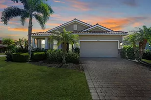 2807 Oriole Dr, Sarasota, FL 34243 - Photo 31