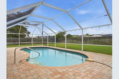 2310 39th Avenue N, Saint Petersburg, FL 33714 - Photo 35