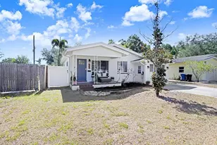 5347 10th St N, Saint Petersburg, FL 33703 - Photo 1