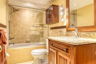 1100 N Shore Dr NE, Saint Petersburg, FL 33701 - Photo 25
