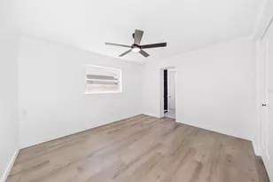 653 64th Ave S, Saint Petersburg, FL 33705 - Photo 19