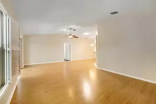 11337 Clear Oak Cir, New Port Richey, FL 34654 - Photo 17