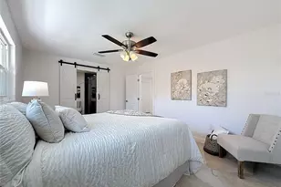 910 Alcazar Wy S, Saint Petersburg, FL 33705 - Photo 25