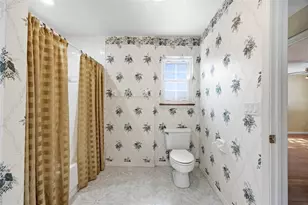 3311 W Hawthorne Rd, Tampa, FL 33611 - Photo 23