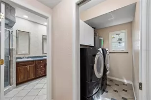 3311 W Hawthorne Rd, Tampa, FL 33611 - Photo 31