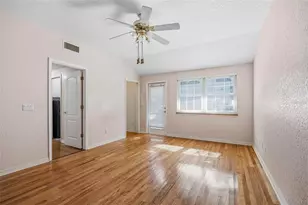 3311 W Hawthorne Rd, Tampa, FL 33611 - Photo 33