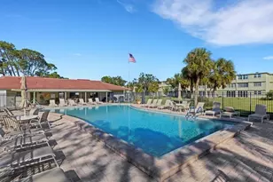 4885 1st St NE, Saint Petersburg, FL 33703 - Photo 33