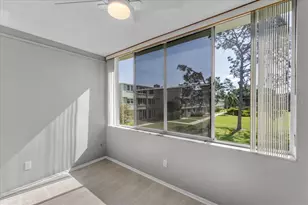 4885 1st St NE, Saint Petersburg, FL 33703 - Photo 19