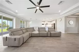 7121 Bradbury Cir, Wesley Chapel, FL 33545 - Photo 17