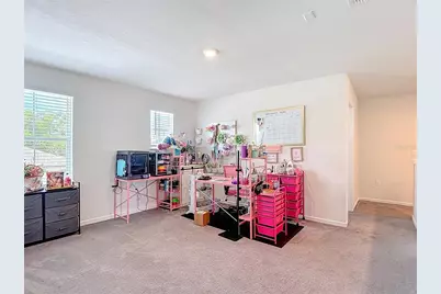 6136 Bradford Woods Drive, Zephyrhills, FL 33542 - Photo 19