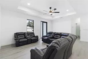 5120 65th Ave N, Pinellas Park, FL 33781 - Photo 9