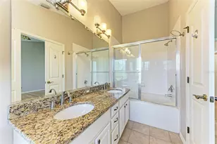 3047 Pointeview Dr, Tampa, FL 33611 - Photo 25