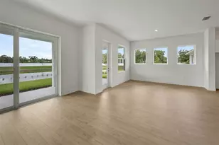 7249 Meadowshade Ct, Sarasota, FL 34241 - Photo 9