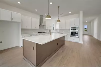 7249 Meadowshade Court, Sarasota, FL 34241 - Photo 7