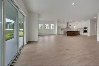 7249 Meadowshade Court, Sarasota, FL 34241 - Photo 15