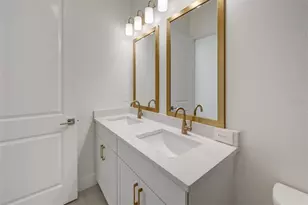 7249 Meadowshade Ct, Sarasota, FL 34241 - Photo 29