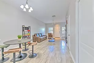12847 Kings Crossing Dr, Gibsonton, FL 33534 - Photo 5