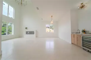 4414 W Lawn Ave, Tampa, FL 33611 - Photo 47