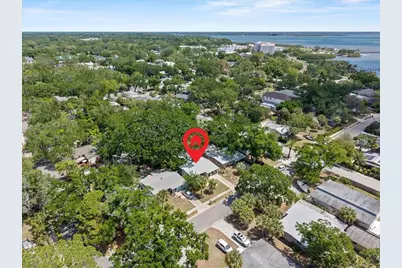531 6th Street S, Safety Harbor, FL 34695 - Photo 1
