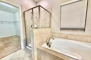 12311 Ballentrae Forest Dr, Riverview, FL 33579 - Photo 17