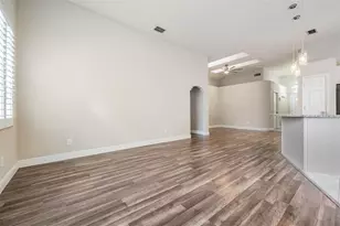 2315 Lyncrest Ct, Valrico, FL 33596 - Photo 17