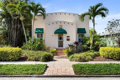 762 23rd Avenue N, Saint Petersburg, FL 33704 - Photo 1