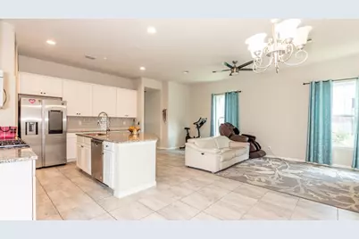 5912 Village Center Drive, Lithia, FL 33547 - Photo 21