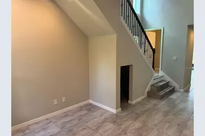 5912 Village Center Drive, Lithia, FL 33547 - Photo 7