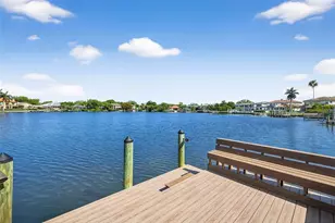 460 Coffee Pot Riviera NE, Saint Petersburg, FL 33704 - Photo 3