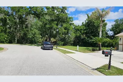 6053 Gentle Ben Circle, Wesley Chapel, FL 33544 - Photo 51