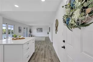 8817 Bay Pointe Dr, Tampa, FL 33615 - Photo 5