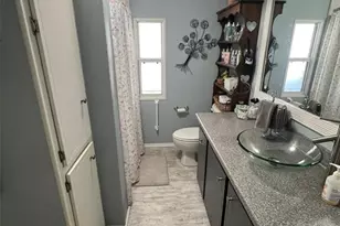 18 Sabal Palm Dr, Largo, FL 33770 - Photo 27
