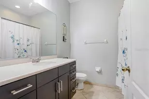 6915 Monarch Park Dr, Apollo Beach, FL 33572 - Photo 21